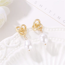 Load image into Gallery viewer, Knotted Drop Pearl Earrings
